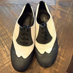 Leo Brand Black and White Tap Shoes